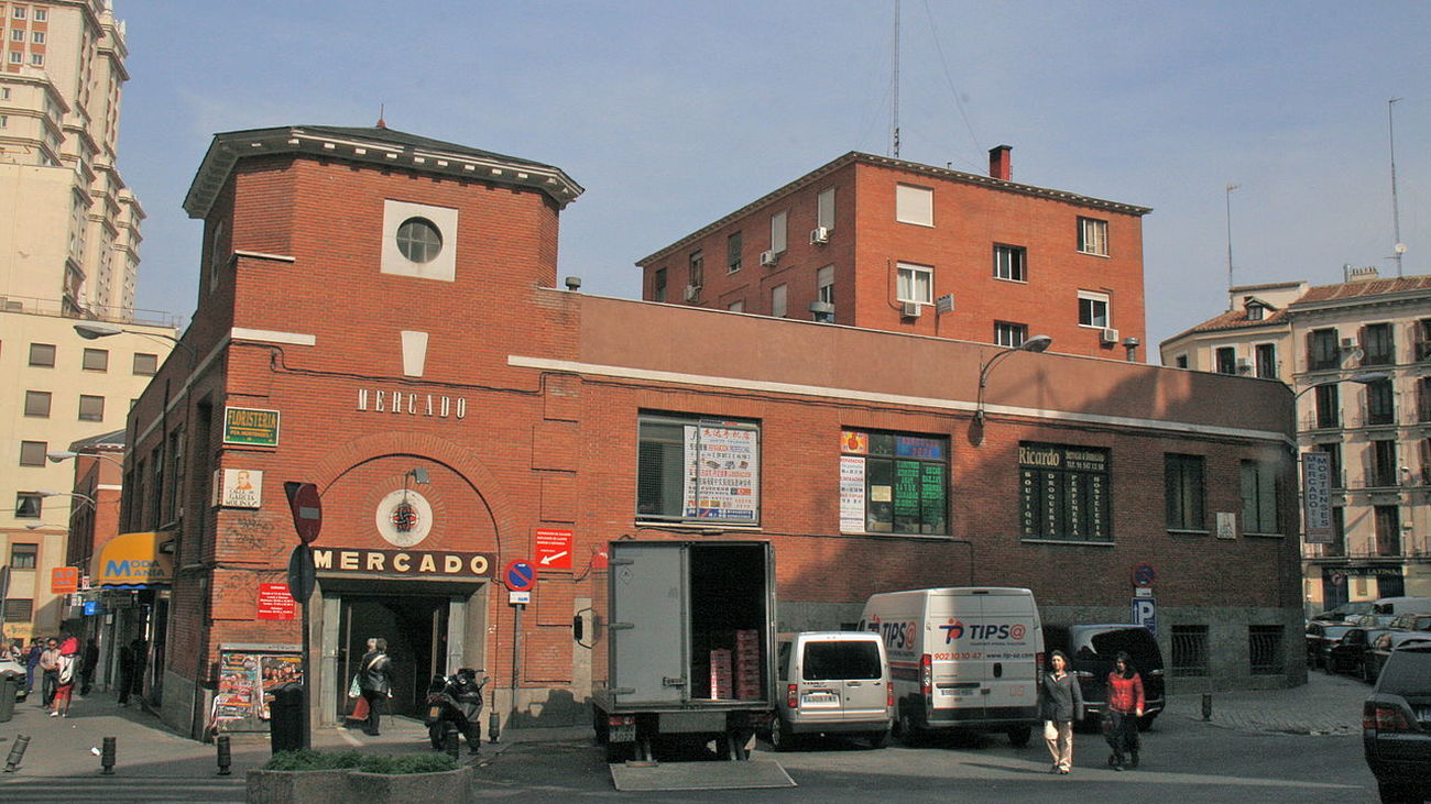 Plaza de los Mostenses