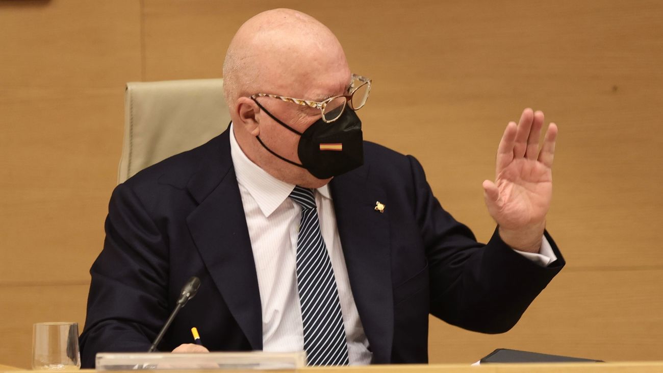Villarejo comparece en la Comisión del 'caso Kitchen' pero no aporta pruebas