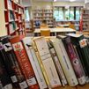 Descubre los detalles de las oposiciones en la Universidad Complutense para administrativos y auxiliares de biblioteca