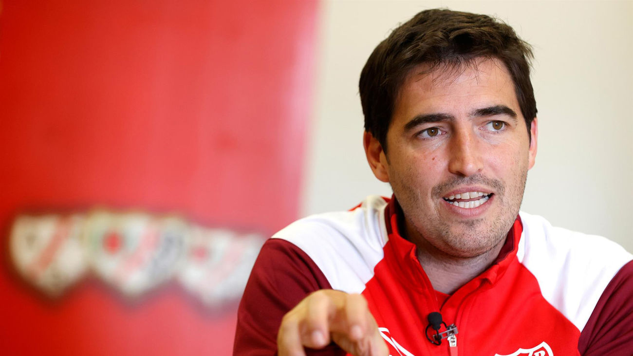 Iraola: "Tener a Falcao en el Rayo es para agradecerlo todos los días"