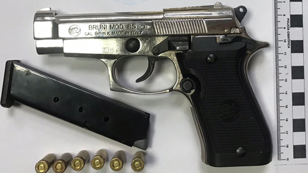 Intervienen en Tetuán una pistola cargada a un menor