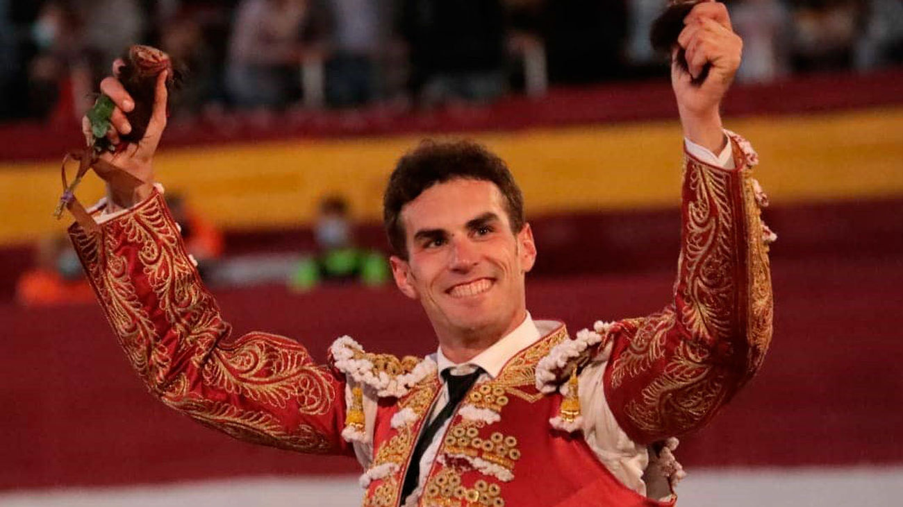 Fernando Adrián gana la Copa Chenel tras cortar tres orejas en Cadalso de los Vidrios (parte 2)