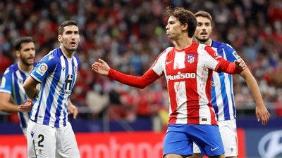 Un Atlético en crisis busca los cuartos de la Copa ante la Real Sociedad