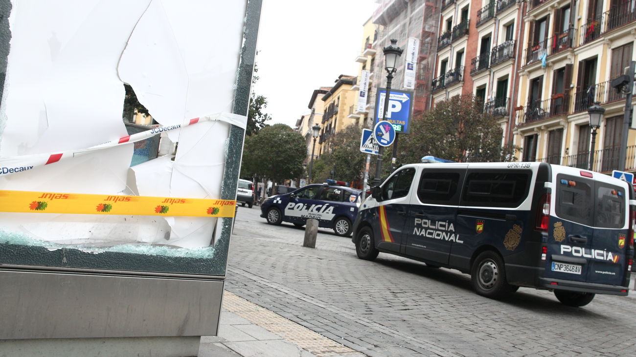 Los dos jóvenes detenidos tras los disturbios por la muerte de un mantero aceptan un año de prisión