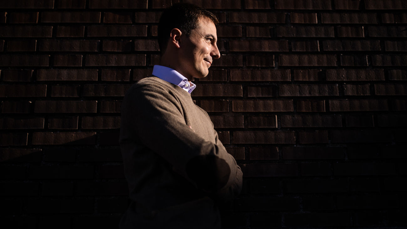 Hana Jalloul renuncia y Juan Lobato se convierte en el portavoz del PSOE en la Asamblea de Madrid