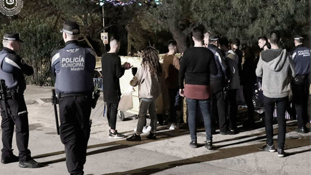 ¿Cree usted que deben endurecerse las medidas en contra de los botellones?