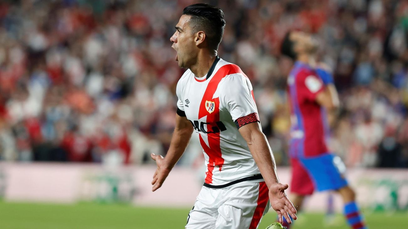 1-0. Falcao da la victoria al Rayo ante un Barça sin alma