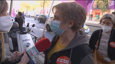 Empleados de limpieza de hospitales  de Madrid se concentran frente a Sanidad por el "impago" de complementos salariales