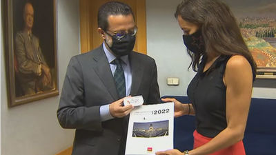 Los presupuestos de Madrid llegan a la Asamblea a la espera de la negociación con Vox