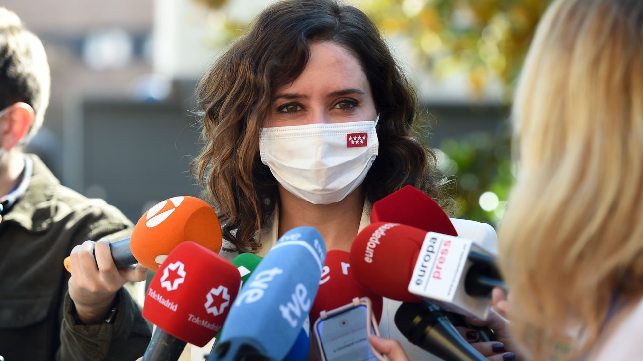 Ayuso espera que el Congreso del PP de Madrid se celebre "en tiempo y forma como marcan los estatutos y la ley"