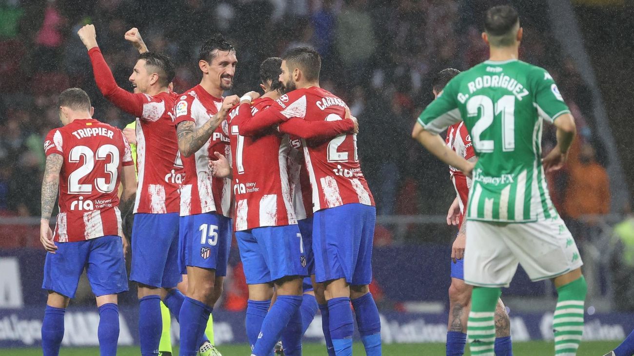 3-0. El Atlético recupera la contundencia ante el Betis
