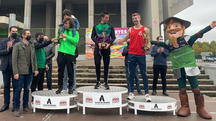 Podio masculino del 10K de Alcalá / @AytoAlcalaH