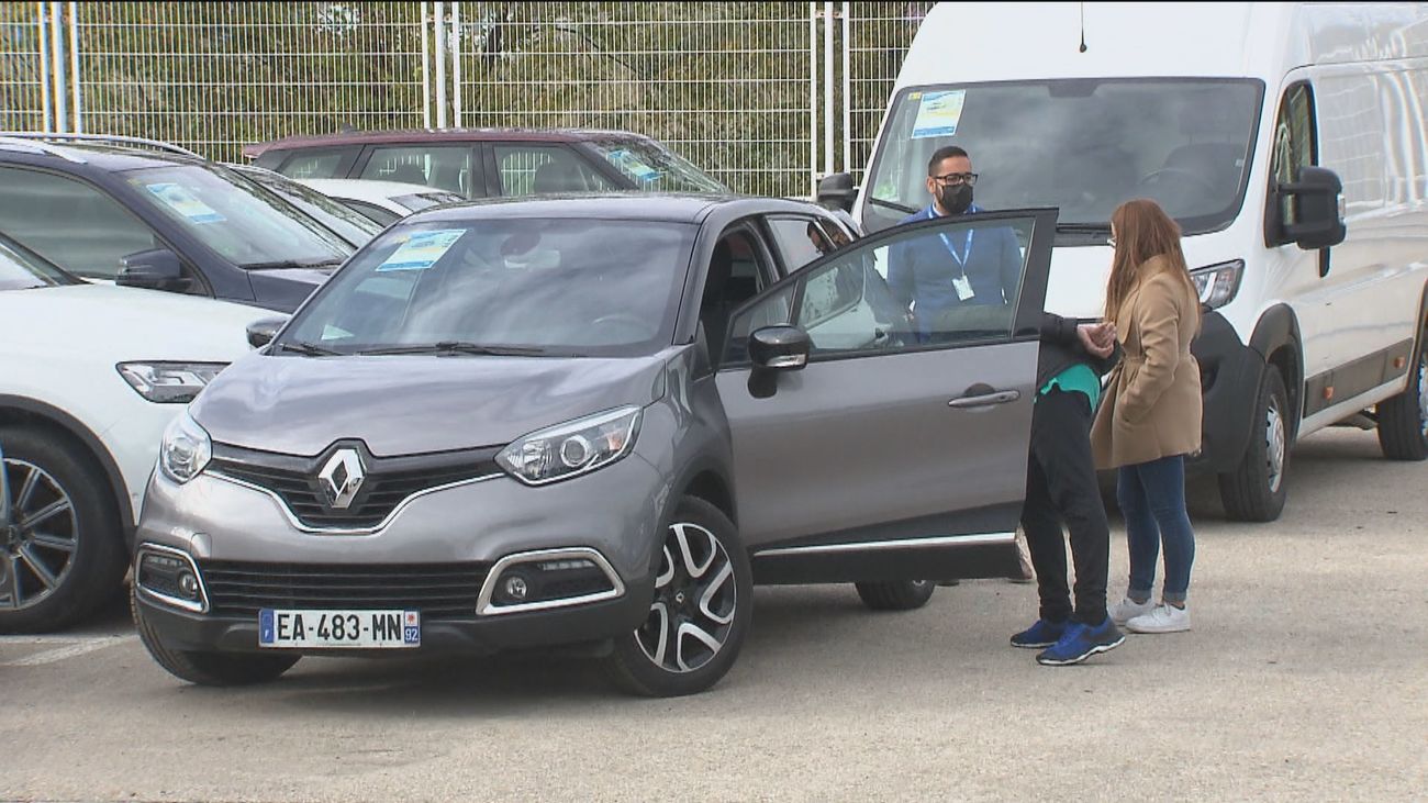 La caída de las matriculaciones dispara la venta de coches de segunda mano que aumentan su precio