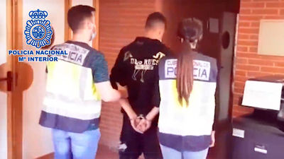 Detenido 'in fraganti' tras asaltar 35 trasteros de una urbanización en Alcobendas