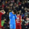 2-0. El Atlético cae en Anfield y se complica los octavos