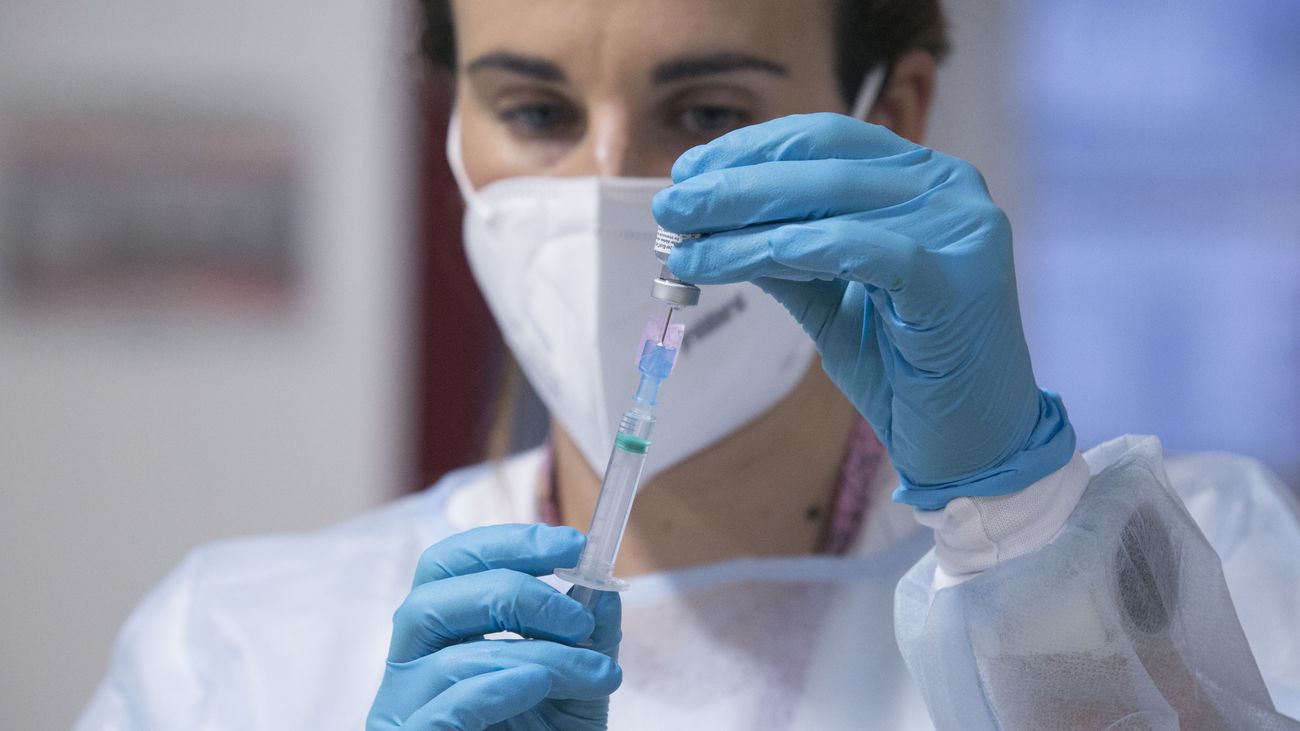 Los vacunados con Janssen recibirán una dosis rebajada cuando se use la vacuna de Moderna