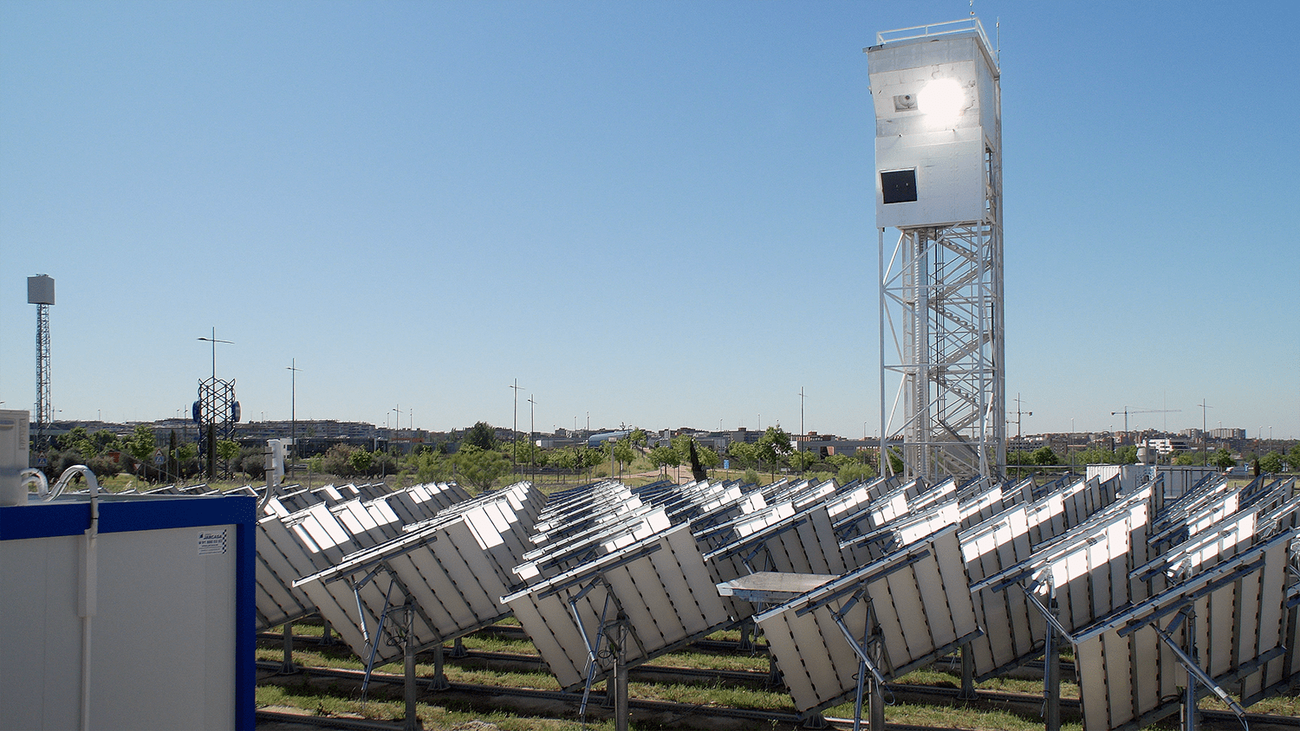 Instalaciones de concentración solar de IMDEA Energía en Móstoles