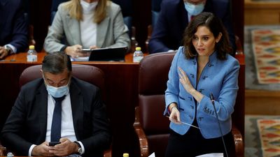 Ayuso pide “humildemente” el apoyo de Vox y rechaza pactar con el PSOE: “Aquí no estamos para repartir miseria”