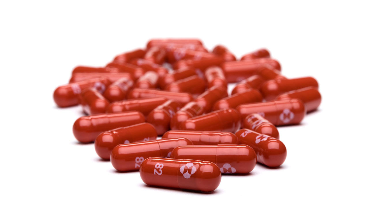 El Reino Unido aprueba el uso de la primera pastilla antiviral contra la covid