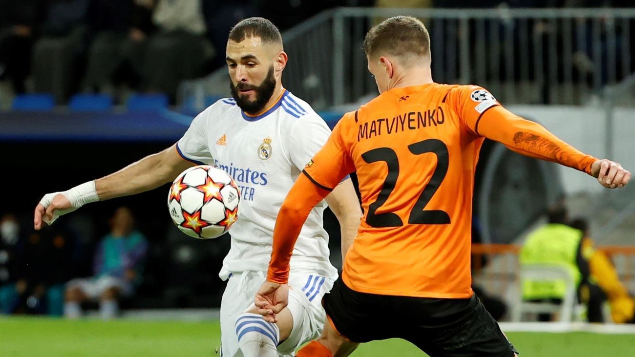 Benzema ante el shakhtar