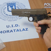 Intervienen una pistola de 'Airsoft' a un menor en un instituto de Moratalaz