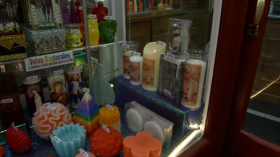 La Cerería Ortega, las velas más artesanales de Madrid, aumenta su producción por el Día de la Almudena