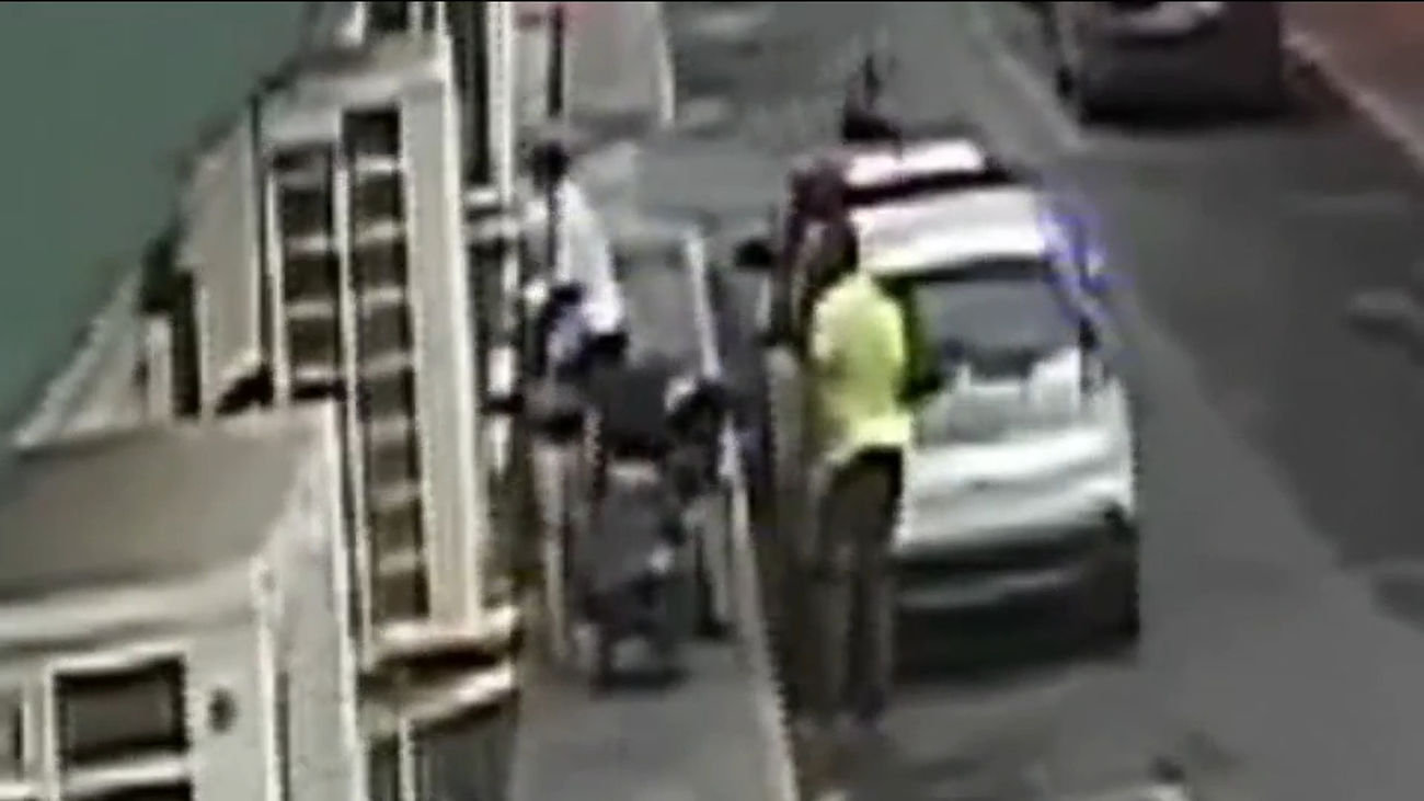 Guardias civiles salvan la vida a un niño que se estaba ahogando tras comer una golosina