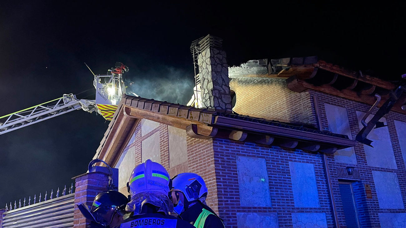 Incendio sin víctimas en una vivienda unifamiliar de Torrelaguna