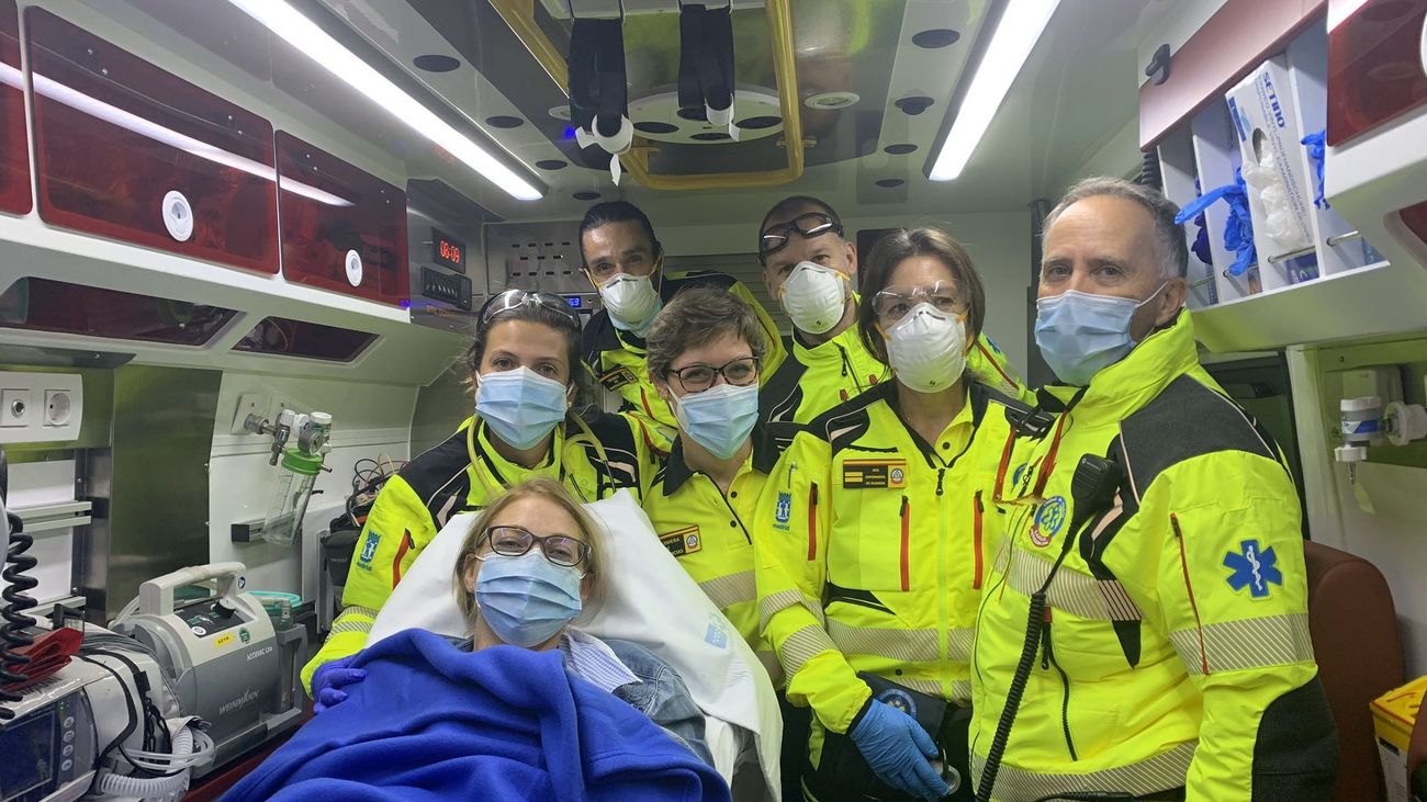 Efectivos de SAMUR atienden a una madre tras dar a luz en una vivienda de Ciudad Lineal