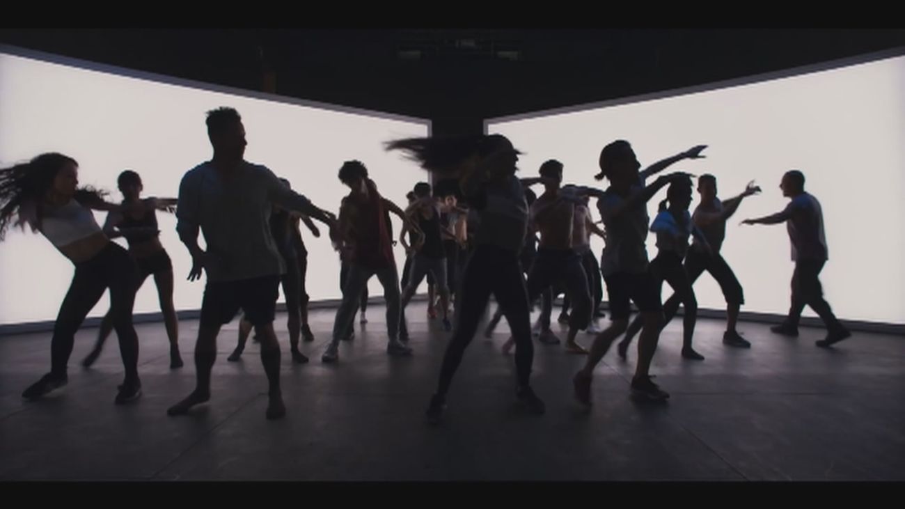 Carlos Saura estrena el 12 de noviembre 'El rey de todo el mundo'