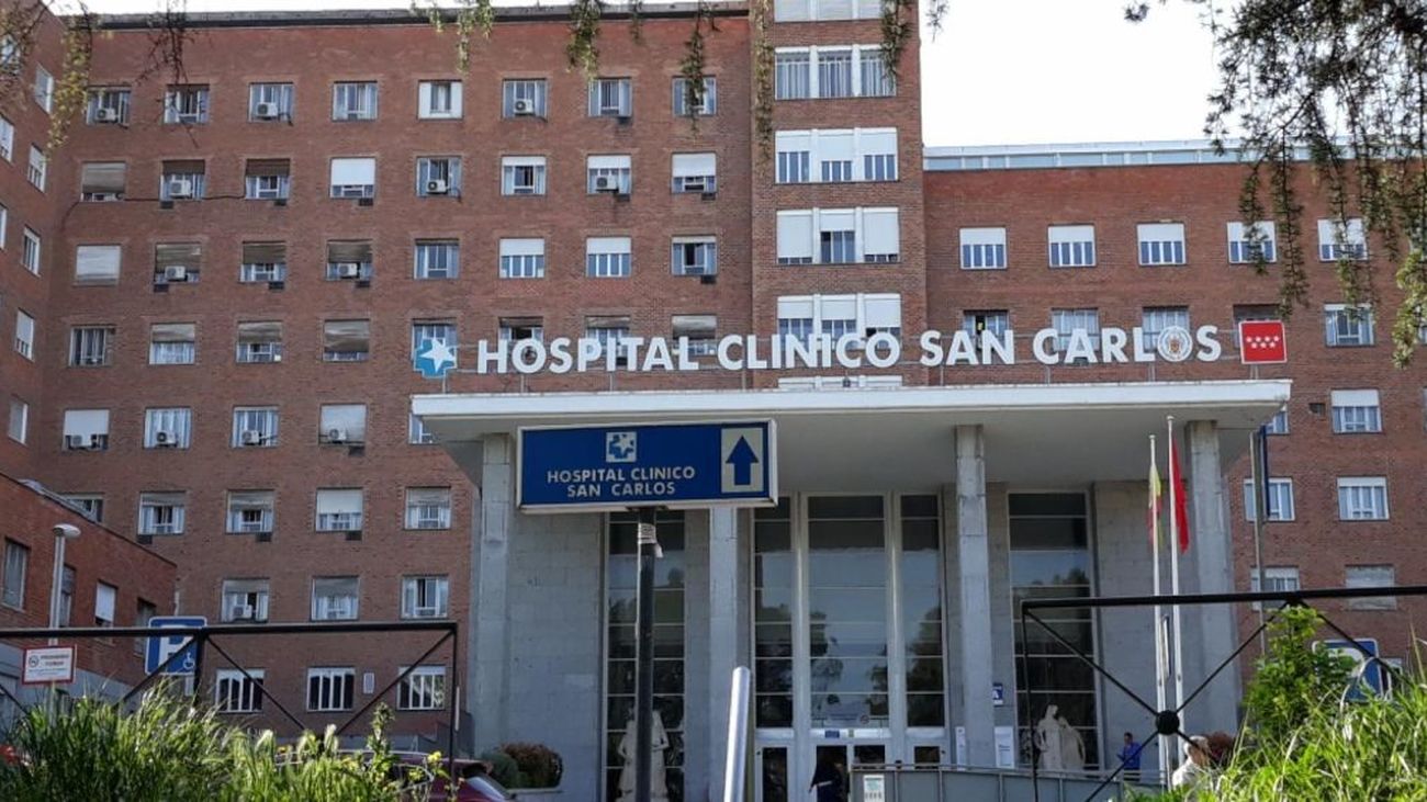 Fachada del Hospital Clínico San Carlos de Madrid