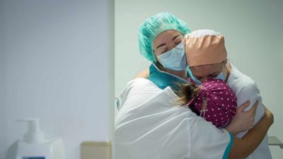 Un programa para atender psicológicamente al personal sanitario afectado por la pandemia