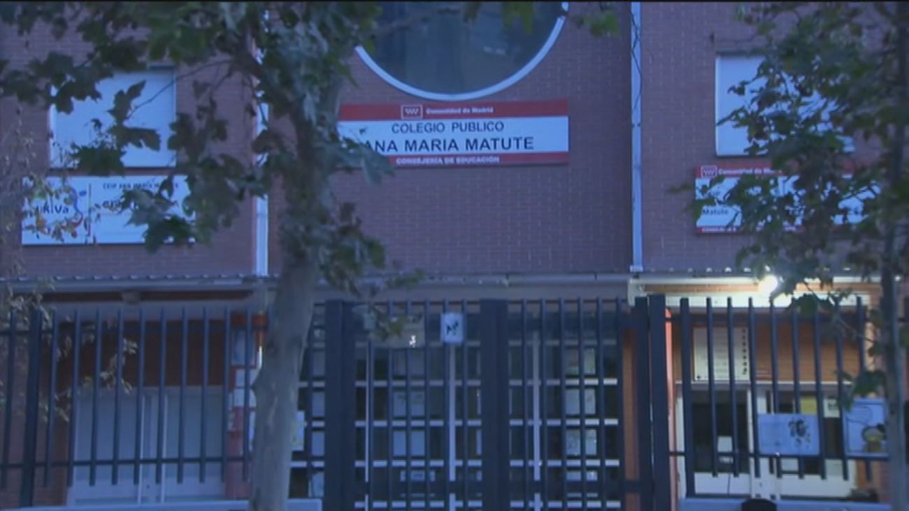 Sanidad achaca el brote en el colegio de Getafe a las relaciones sociales durante el puente de Todos los Santos