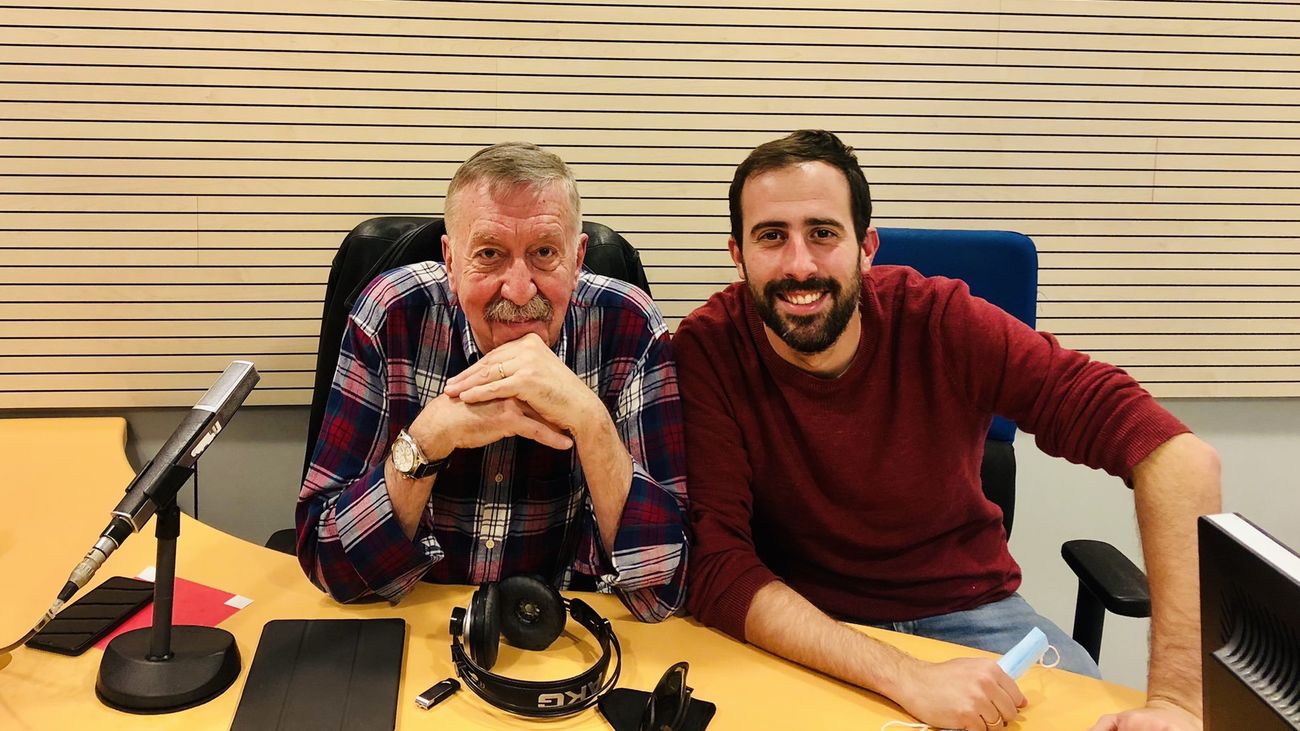 Vientos del Sur 2X5 “A solas con Manolo Fernández” 11.11.2021