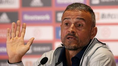 Luis Enrique: "Falta lo más difícil, ganar a Suecia este domingo"