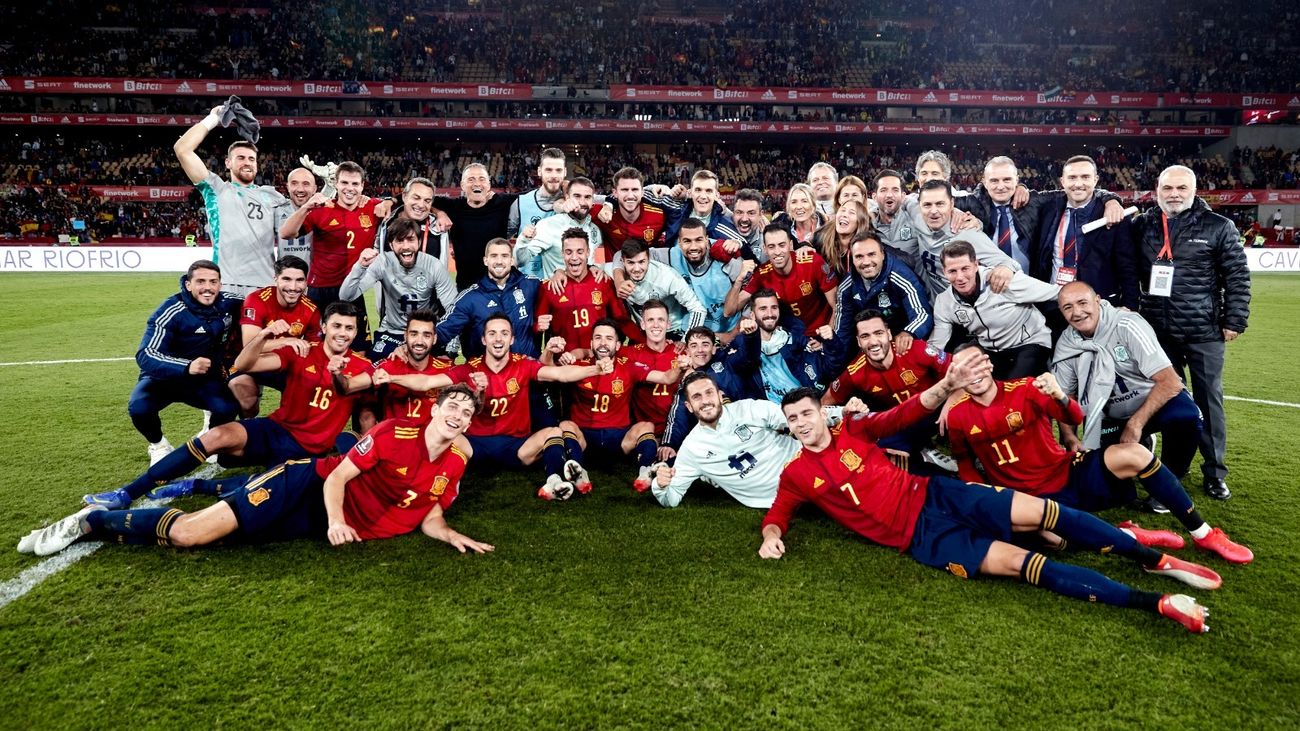 España festeja su clasificación para Catar en La Cartuja