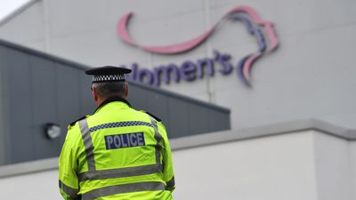 Declaran como "incidente terrorista" la explosión al lado de un hospital en Liverpool