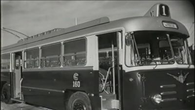 La EMT ha evolucionado con Madrid: De los trolebuses y los 'orugas' a los autobuses cien por cien eléctricos