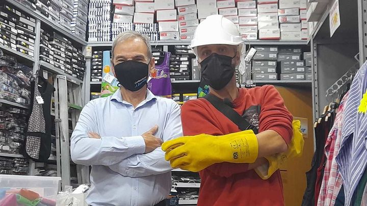Esta tienda de venta de ropa de trabajo de Madrid ha multiplicado sus ventas tras la pandemia