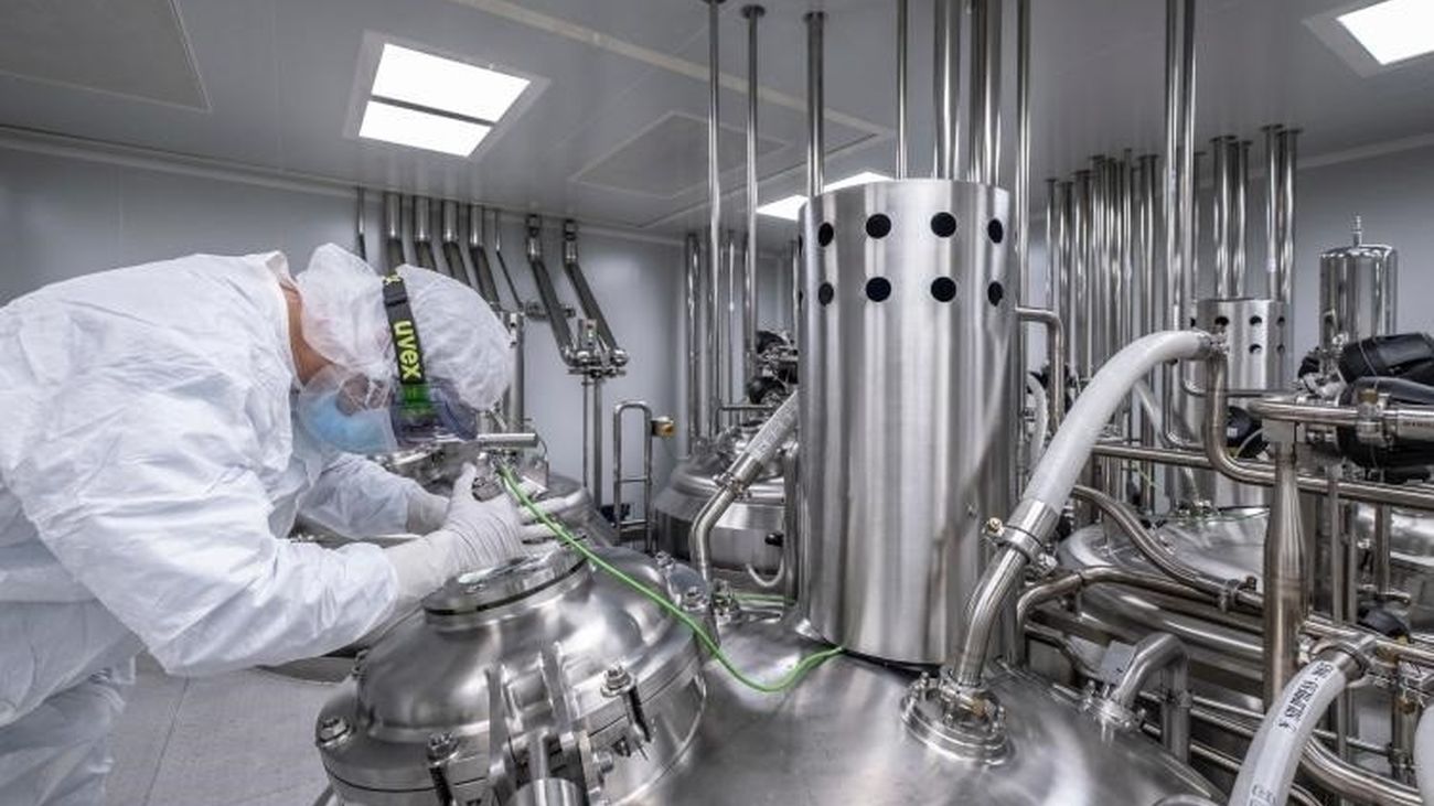 Se buscan voluntarios para el ensayo de la vacuna española Hipra contra la Covid