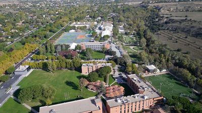 40 estudiantes afganos estudiarán en la Universidad Camilo José Cela de Madrid