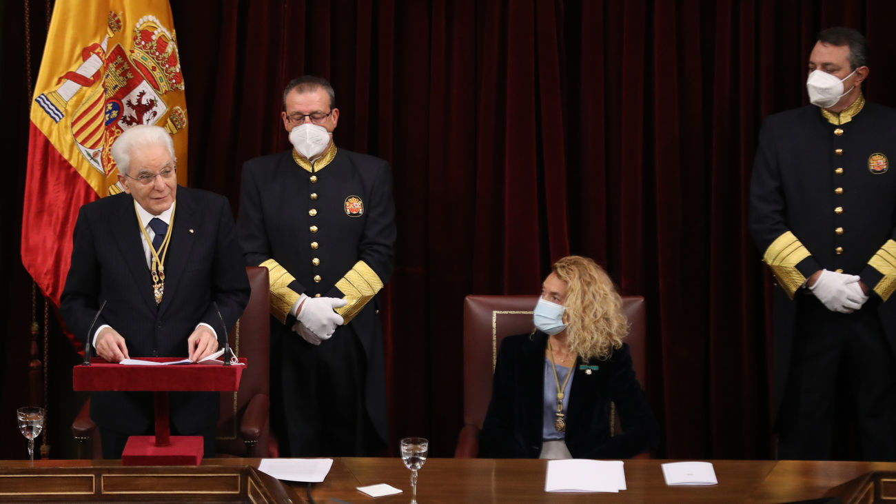 El presidente de Italia pide en el Congreso "salvaguardar los derechos y libertades conquistados"