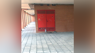 Un joven okupa el cuarto de contadores de un edificio de Rivas Vaciamadrid