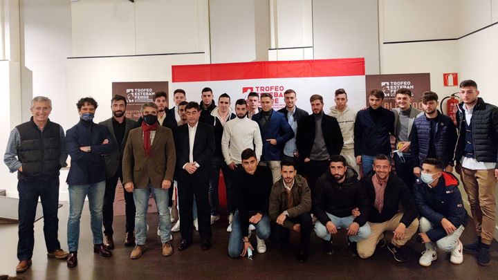 Presentación del ‘Trofeo Esteban Ferre’ para recortadores / SIXTO NARANJO