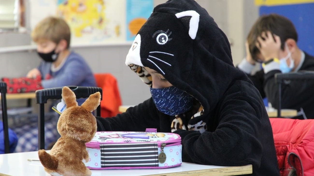 Al cole en pijama para que no haya "ningún niño sin familia"