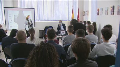 Talleres para sensibilizar sobre el terrorismo a los menores infractores