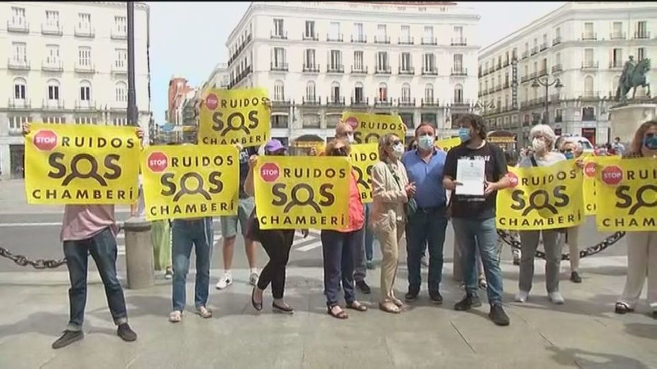 Vecinos de Chamberí protestan en la Puerta del Sol por el ruido de las terrazas