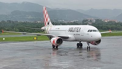 Un vuelo procedente de Bilbao aterriza en A Coruña por una amenaza de bomba