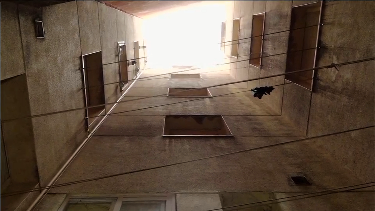 Vecinos de Cercedilla llevan más de 10 años pidiendo ayuda para un vecino con diógenes