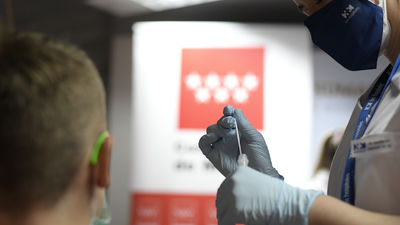 Lasquetty pide que las empresas realicen test de antígenos a sus empleados antes de las celebraciones